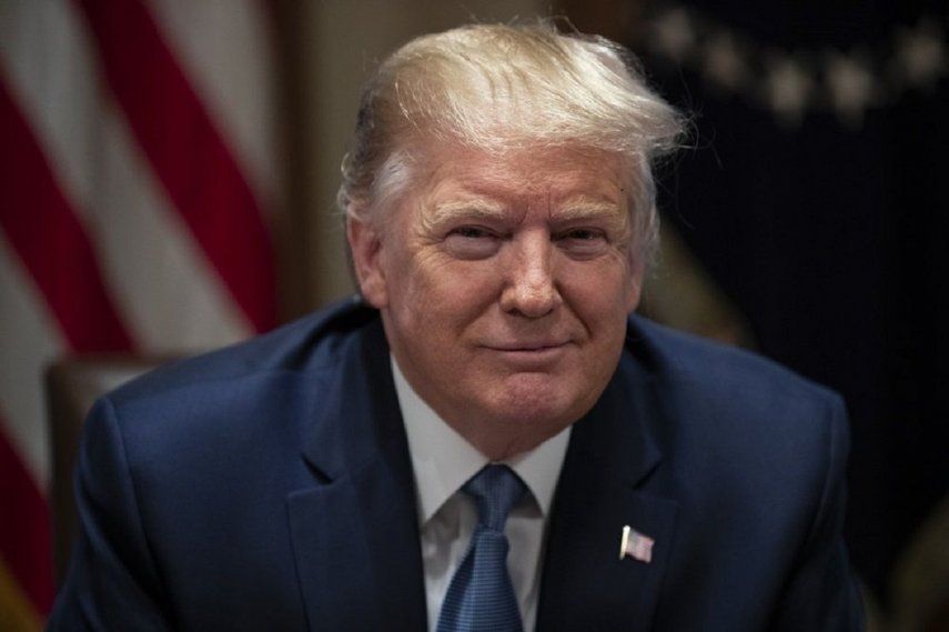 Trump llega a Nueva York para comparecer ante la justicia penal