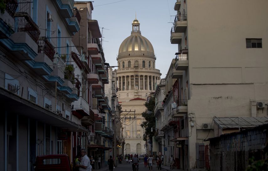 El capitolio, s&iacute;mbolo de La Habana de todos los tiempos.