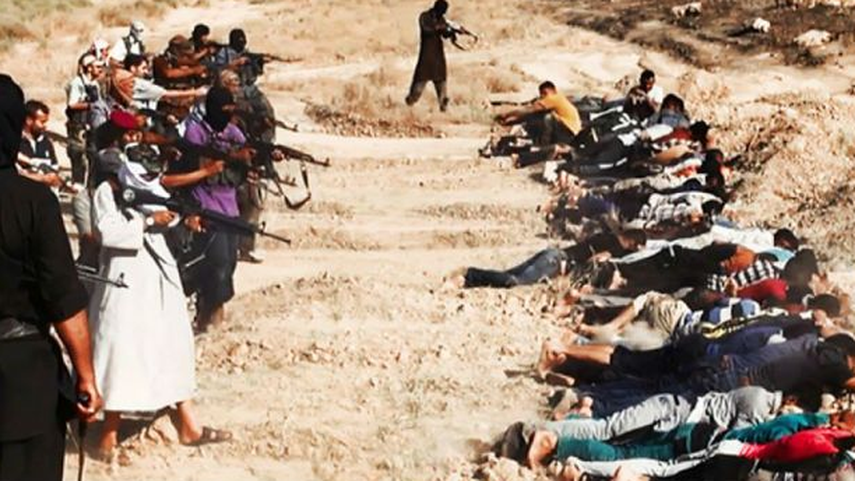 Una imagen de una ejecución masiva por parte de integrantes del Estado Islámico el pasado mes de septiembre (Foto AP)