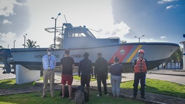 Colombia rescata a migrantes venezolanos abandonados en isla.