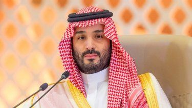 En esta foto proporcionada por la Agencia de Prensa Saudí (SPA), el príncipe heredero de Arabia Saudí, Mohamed Bin Salmán, durante la Cumbre Árabe, el viernes 19 de mayo de 2023, en Yeda, Arabia Saudí.