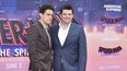 ARCHIVO - Phil Lord, izquierda, y Christopher Miller llegan al estreno mundial del filme Spider-Man: Across The Spider-verse el martes 30 de mayo de 2023, en Regency Village Theatre en Los Ángeles.&nbsp;