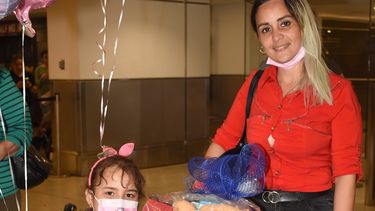 Llegan a EEUU con parole humanitario niña cubana enferma y su madre.&nbsp;