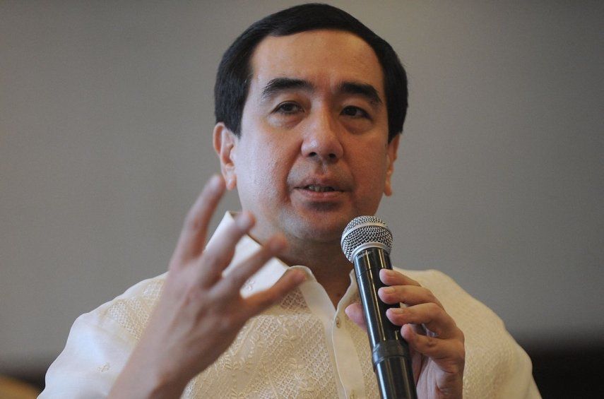 Andrés Bautista, presidente de la Comisión Electoral de Filipinas, habla con periodistas en Manila el 7 de agosto de 2015.&nbsp;