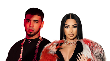 Anuel AA y Yailin la Más Viral posan para el estreno de Si tu me busca.