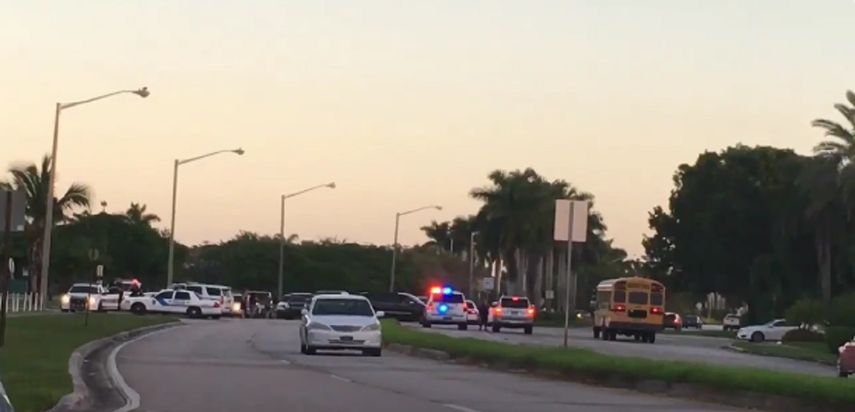 La Policía acudió al lugar y está realizando las investigaciones pertinentes, aunque todavía no hay un reporte oficial.