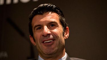 Figo presentó su campaña este jueves en Londres (AP)