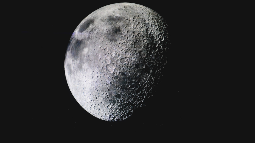 Dinamarca subasta las primeras fotos tomadas en la Luna