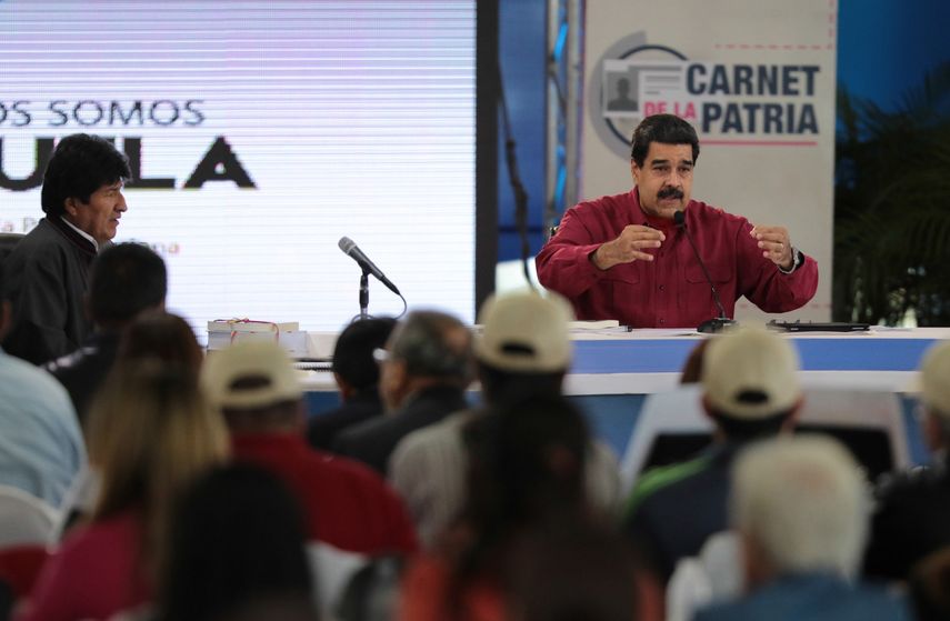 Maduro se refirió a las reuniones de las dos partes, a las que el antichavismo ha calificado de encuentros exploratorios, y reafirmó que se trata de un diálogo.
