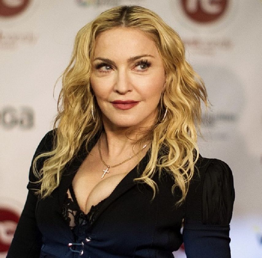 Madonna posa para las cámaras. (AP). 