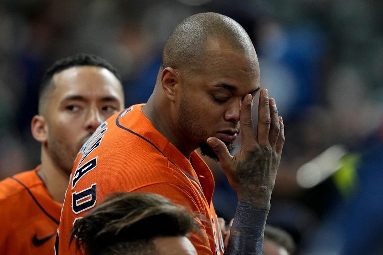 Martín Maldonado espera conseguir el segundo Guante de Oro como receptor en la Liga Americana y es uno de los 14 latinos en de los finalistas