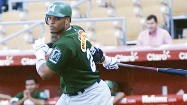 El estelar segunda base participará en cinco juegos de los playoffs con las Estrellas Orientales (cortesía)