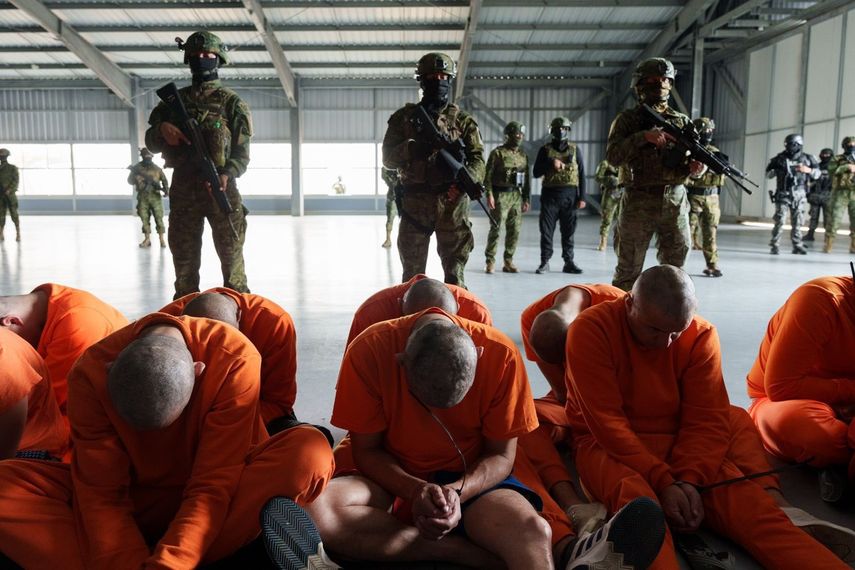 Según el gobierno del Ecuador, el traslado de presos desde distintas prisiones hacia la llamada Cárcel del Encuentro responde a la necesidad de desarticular redes delictivas