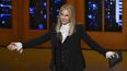 Barbra Streisand presenta el premio al mejor musical en los Premios Tony en Nueva York el 12 de junio de 2016.&nbsp;