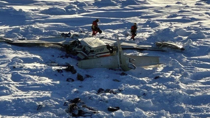 Funcionarios trabajan en el rescate de avioneta siniestrada en Alaska.&nbsp;