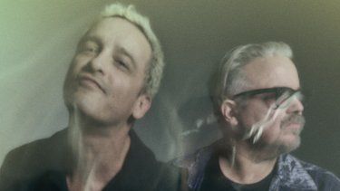 Los Amigos Invisibles. 