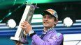 El italiano Kimi Antonelli, de Mercedes, sostiene el trofeo tras ganar el Gran Premio de Miami, el 3 de mayo de 2026. El italiano Kimi Antonelli, de Mercedes, sostiene el trofeo tras ganar el Gran Premio de Miami, el 3 de mayo de 2026.