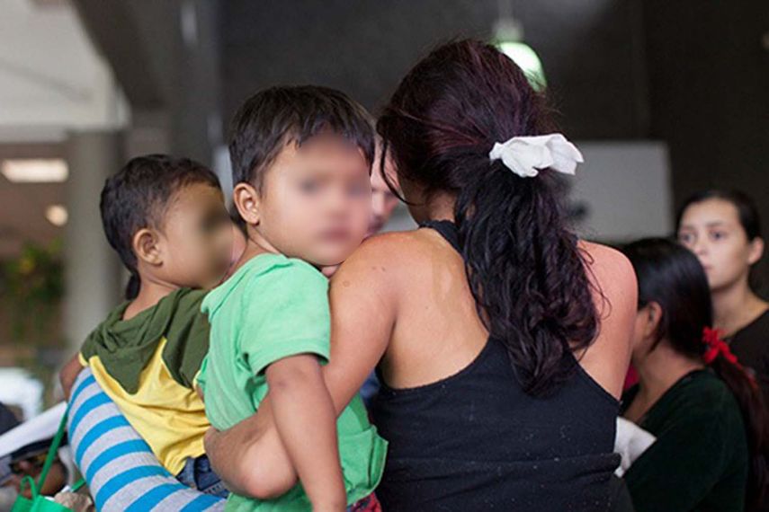 El&nbsp;pequeño, que ahora tiene 22 meses,&nbsp;cambió de actitud cuando vio a su hermano mayor de cinco años.