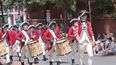 Las grandes bandas de música visten los viejos trajes de la colonia. (J.HDEZ)