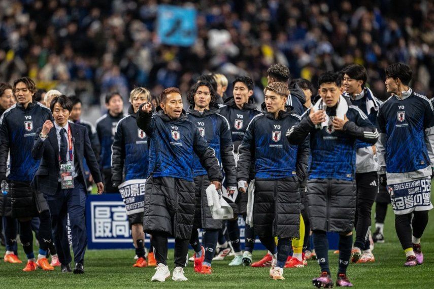 Jugadores de la selección de Japón celebran tras asegurar su boleto para el Mundial de fútbol de 2026, el 20 de marzo de 2025.