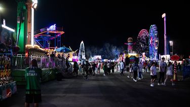 Christmas Wonderland celebra el espíritu navideño en Miami.