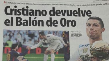 Cristiano Ronaldo no devuelve el Balón de Oro, inocente, inocente.