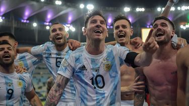 Jugadores de Argentina celebran tras ganar la Copa América