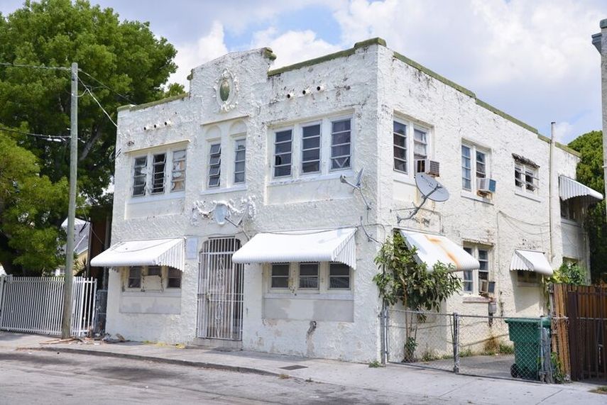 Fachada del edificio done se llevo la persecución. (ÁLVARO MATA)