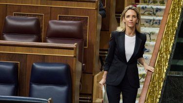 La diputada del PP Cayetana Álvarez de Toledo durante una sesión plenaria en el Congreso de los Diputados, a 12 de junio de 2025, en Madrid (España).
