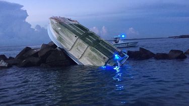 La lancha fue encontrada a las 3:40am. por la Guardia Costera.