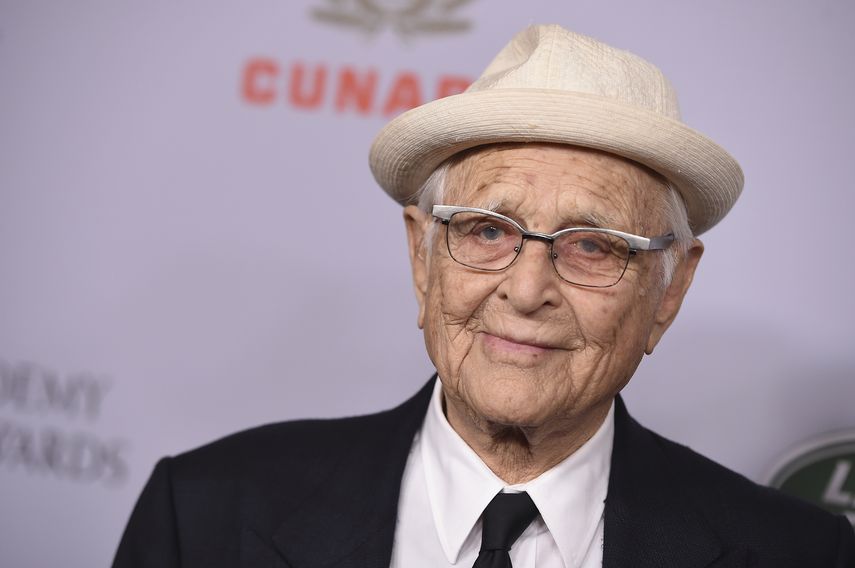 El productor Norman Lear llega a los Bafta Los Ángeles Britannia Awards en el Hotel Beverly Hilton el viernes 25 de octubre de 2019, en Beverly Hills, California.