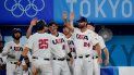 Todd Frazier (25), de Estados Unidos, celebra con sus compañeros tras anotar en un hit de Mark Kolozsvary en el juego de semifinales del torneo olímpico de béisbol Todd Frazier (25), de Estados Unidos, celebra con sus compañeros tras anotar en un hit de Mark Kolozsvary en el juego de semifinales del torneo olímpico de béisbol