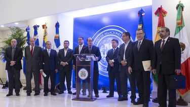 Las delegaciones terminaron tres días de conversaciones en la Cancillería de República Dominicana sobre una agenda para lograr una salida a la crisis.