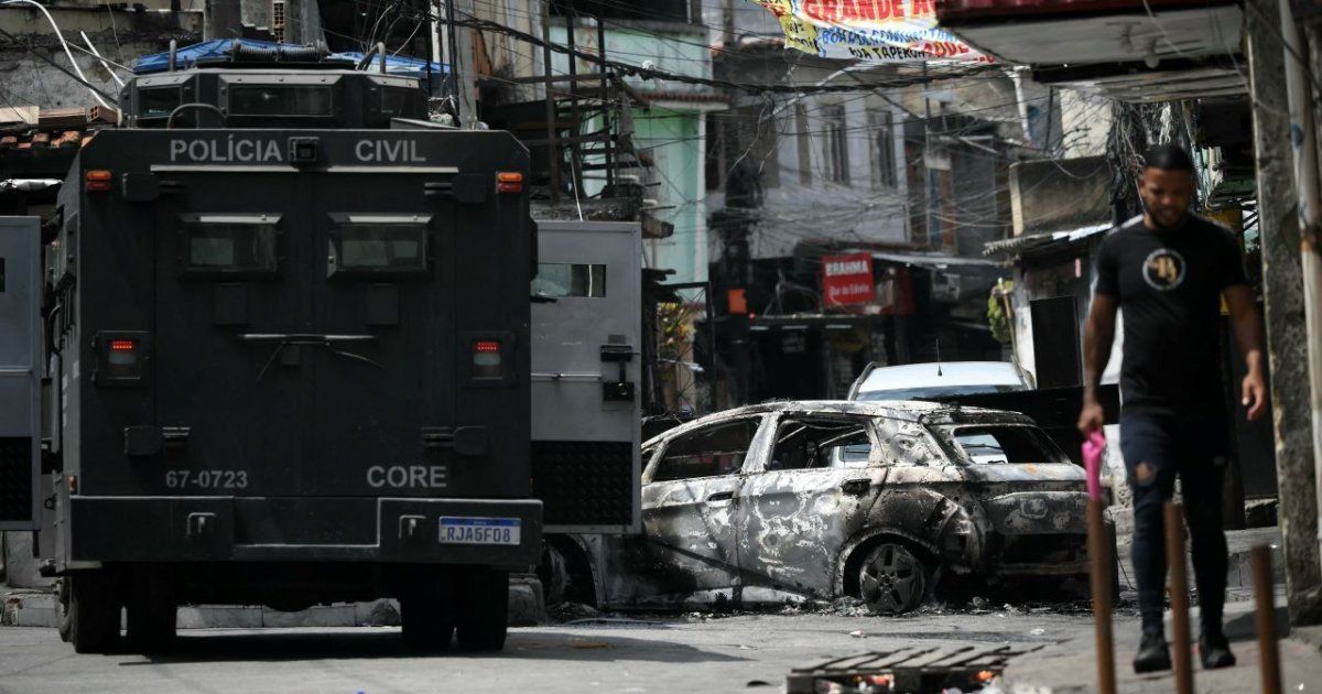 Escenas de guerra en Río de Janeiro: 64 muertos en operación policial más letal contra el crimen organizado