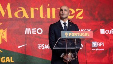 Roberto Martínez es presentado como nuevo técnico de la selección de Portugal, el lunes 9 de enero de 2023, en Lisboa.