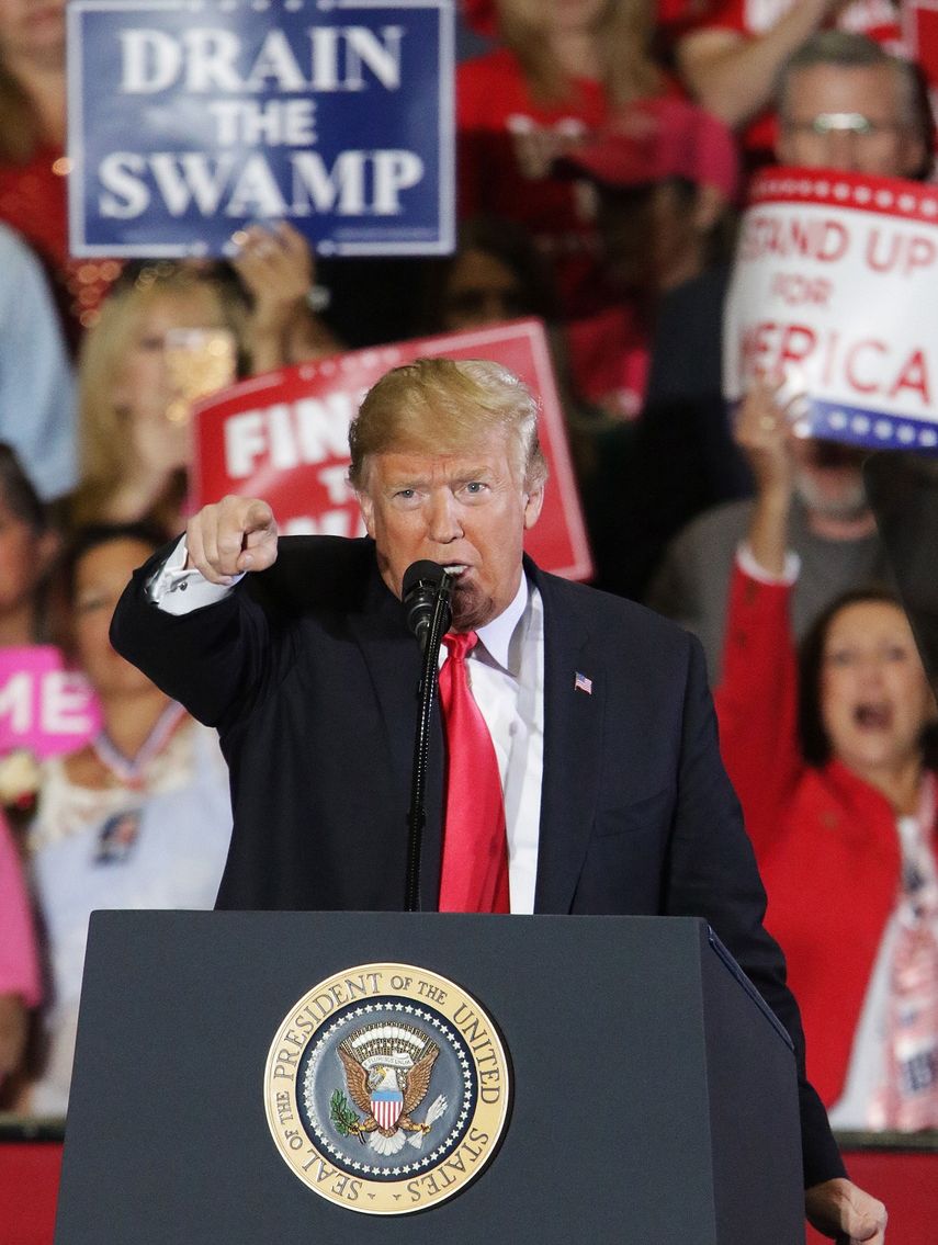 Trump relacionó las excelentes cifras de empleo y las reducciones de impuestos adoptadas como resultado de su administración.