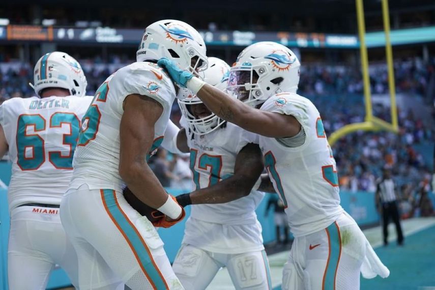 Los Dolphins de Miami se mantienen como firmes candidatos con su forma de juego