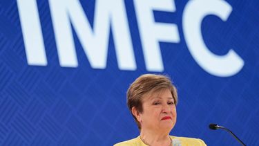 La directora del FMI, Kristalina Georgieva, en rueda de prensa sobre la relación con Venezuela, tras una reunión del IMFC (International Monetary and Financial Committee) el 17 de abril 2026.
