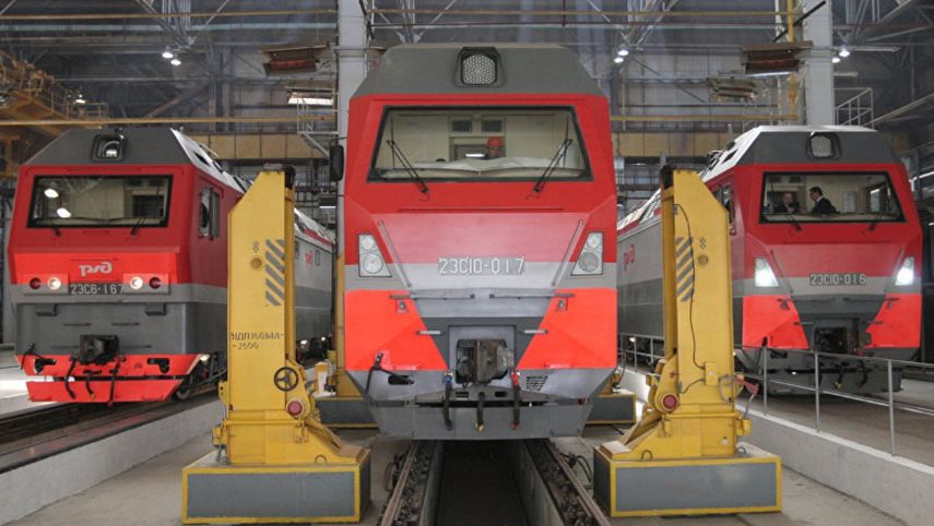 Vista de tres locomotoras de maniobra&nbsp;TGM8KM, del tipo de las 75 que Rusia se comprometió a enviar a Cuba.