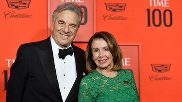 Nancy Pelosi y su esposo Paul Pelosi.