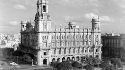 Centenares de propiedades pasaron a manos del régimen castrista tras llegar al poder en Cuba.