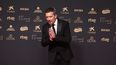 El actor Antonio Banderas posa en la alfombra roja de la 39º edición de los Premios Goya, en el Palacio de Exposiciones y Congresos de Granada, el 8 de febrero de 2025, en Granada, Andalucía (España).