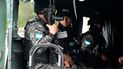 Miembros de la Policía Militar de Orden Público (PMOP) se movilizan durante un operativo especial en Tegucigalpa el 27 de noviembre de 2022.