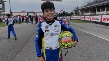 El joven venezolano Alessandro González ha tenido una gran temporada y se ha establecido como una promesa importante en la disciplina del automovilismo.