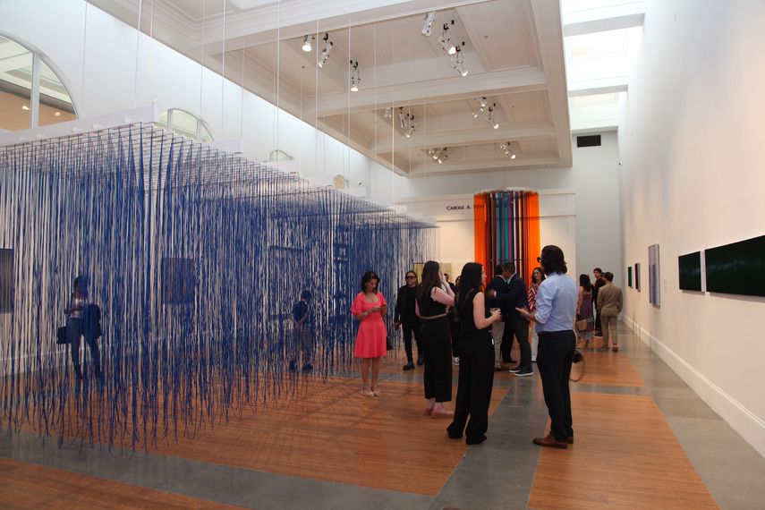 La exposición “Maestros que cambiaron la ciudad: Un homenaje a Jesús Rafael Soto y Carlos Cruz-Diez en su centenario”.