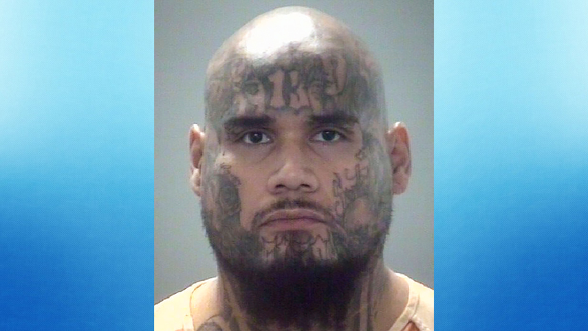 Oscar Solís Jr., de 30 años, está acusado de matar al conductor durante una entrega el pasado miércoles en una casa en Holiday, Florida.