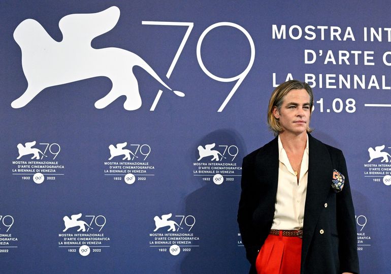 El actor estadounidense Chris Pine posa durante una sesión de fotos de la película 