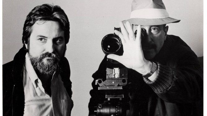 El cineasta cubano Jorge Ulla y el director de fotografía español Néstor Almendros en el rodaje de Nadie escuchaba.