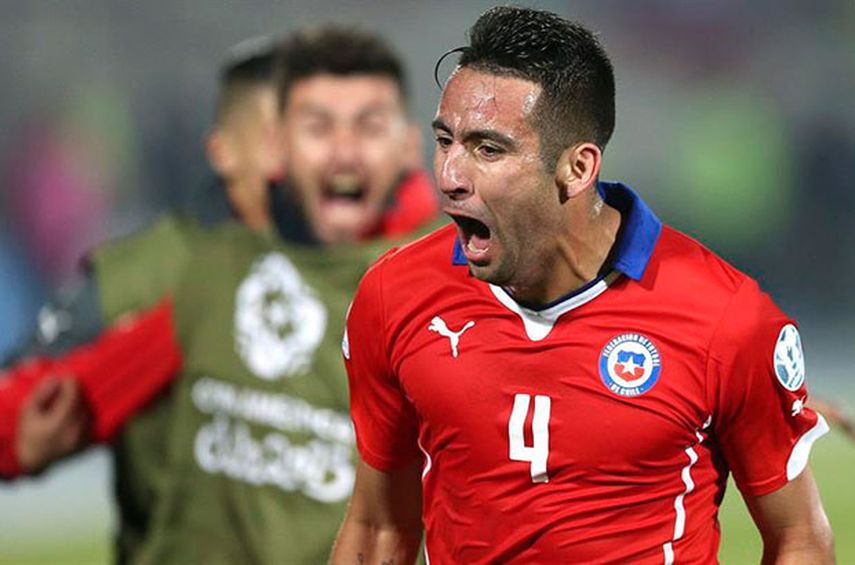 Mauricio Isla anotó el gol de la victoria chilena. (EFE)