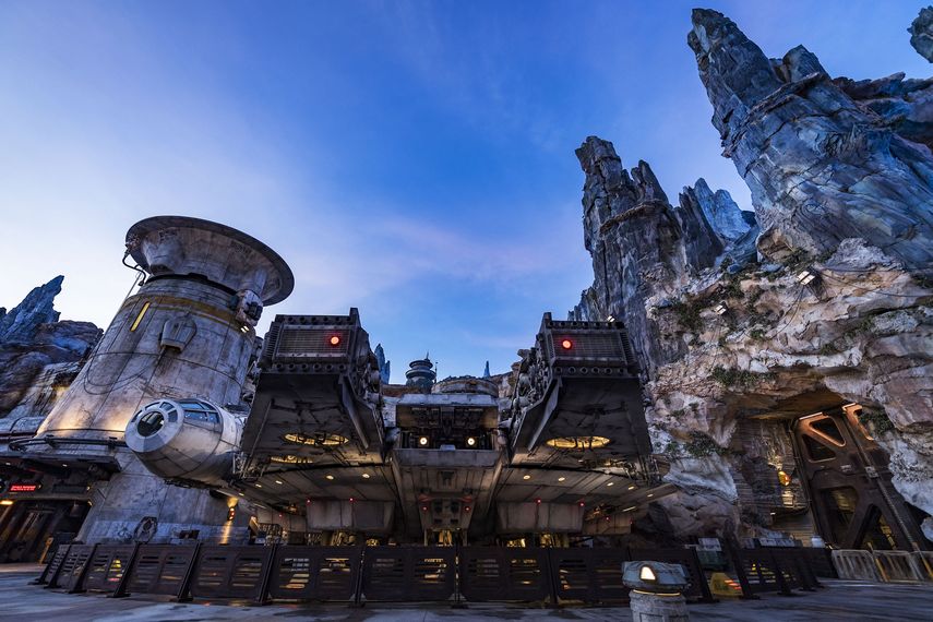 &nbsp;Star Wars: Galaxy Edge Land